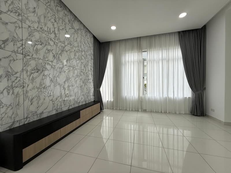 Semi-Detached House for Sale in Nusa Duta (Iskandar Puteri (Nusajaya)) - Robin Teo - Living Room - PropertyGuru.com.my