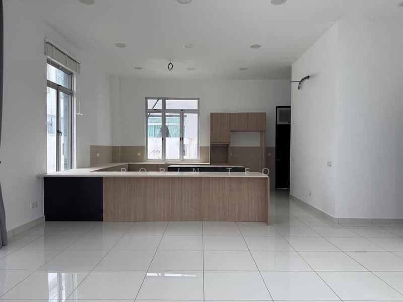 Semi-Detached House for Sale in Nusa Duta (Iskandar Puteri (Nusajaya)) - Robin Teo - Kitchen - PropertyGuru.com.my
