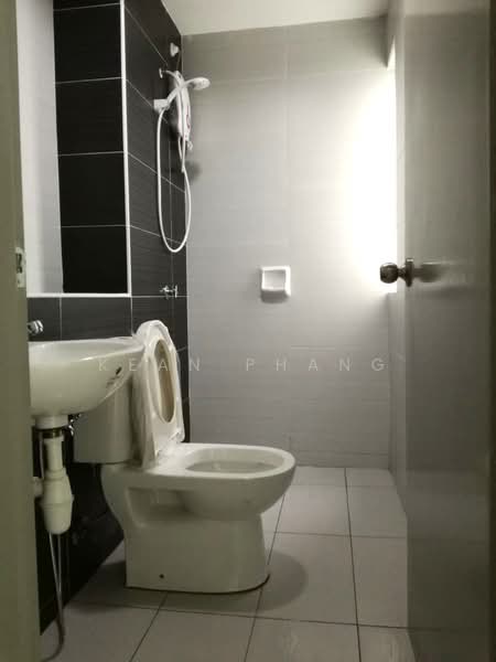 Kondominium untuk Dijual di Springville Residence - Kean Phang - Bathroom - PropertyGuru.com.my