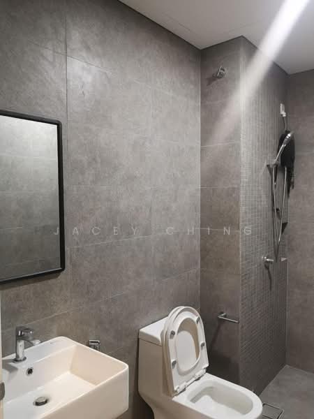 Servis Apartment untuk Disewa di The Birch - Jacey Ching - Bathroom - PropertyGuru.com.my