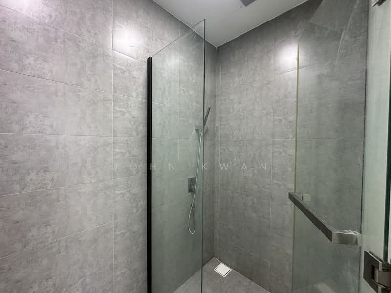 Service Residence for Rent at The Square @ One City - John Kwan - Bathroom - PropertyGuru.com.my