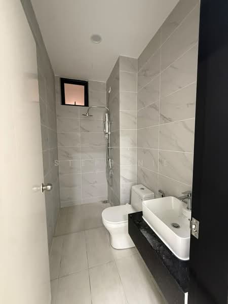 Servis Apartment untuk Disewa di Space Residency - Stephanie Yap - Bathroom - PropertyGuru.com.my