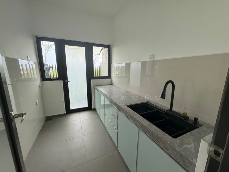 Terraced House for Sale in Iskandar Puteri (Nusajaya) (Johor) - Julia Wong - Kitchen - PropertyGuru.com.my