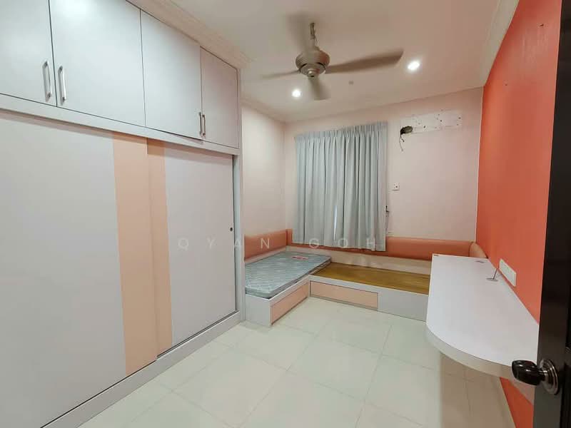 Rumah Teres 2 Tingkat untuk Dijual di Pantai Jerejak (Bayan Lepas) - Qyan Goh - Bedroom - PropertyGuru.com.my