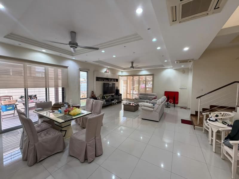Semi-Detached House for Sale in Rawang (Selangor) - Bernard Ong - Living Room - PropertyGuru.com.my