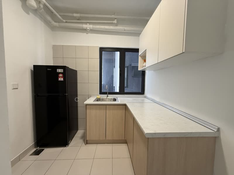 Kondominium untuk Disewa di Residensi Bukit Tiara - Chun Yee - Kitchen - PropertyGuru.com.my