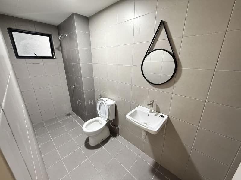 Kondominium untuk Disewa di Residensi Bukit Tiara - Chun Yee - Bathroom - PropertyGuru.com.my