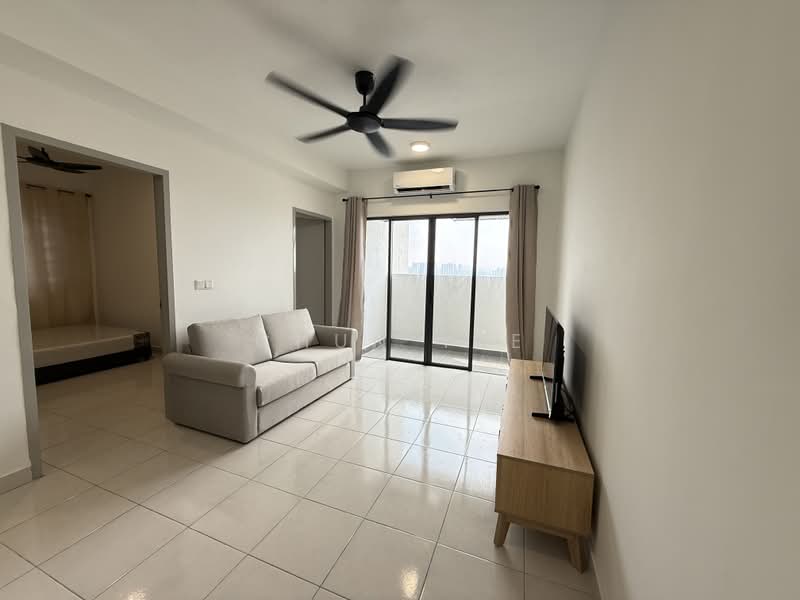 Kondominium untuk Disewa di Residensi Bukit Tiara - Chun Yee - Living Room - PropertyGuru.com.my