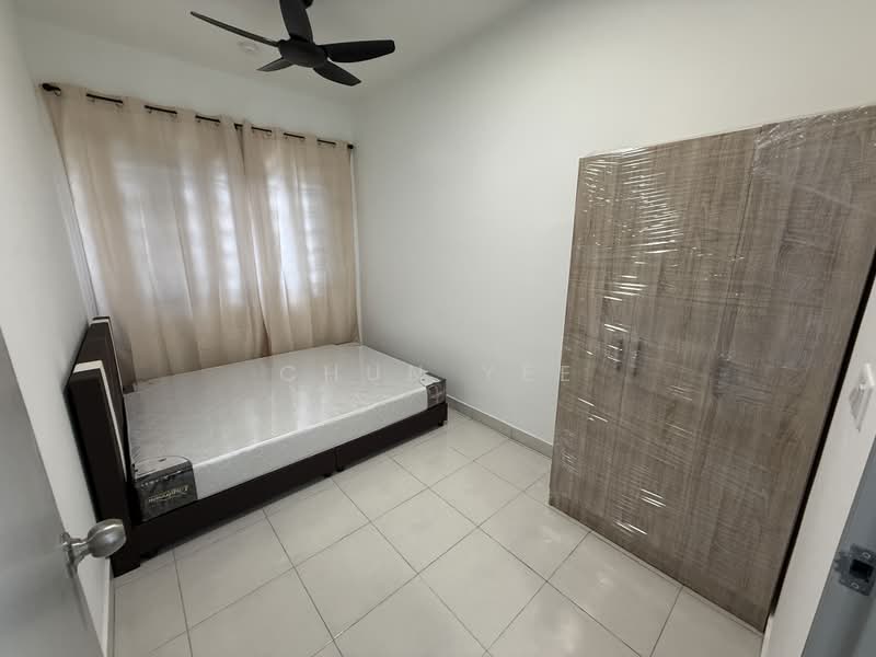 Kondominium untuk Disewa di Residensi Bukit Tiara - Chun Yee - Bedroom - PropertyGuru.com.my