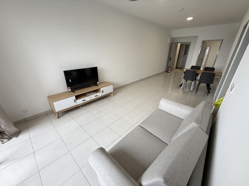Kondominium untuk Disewa di Residensi Bukit Tiara - Chun Yee - Living Room - PropertyGuru.com.my