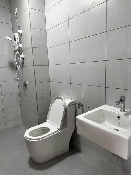 Servis Apartment untuk Dijual di Meldrum Heights (Residensi Meldrum) - Xin Yi - Bathroom - PropertyGuru.com.my