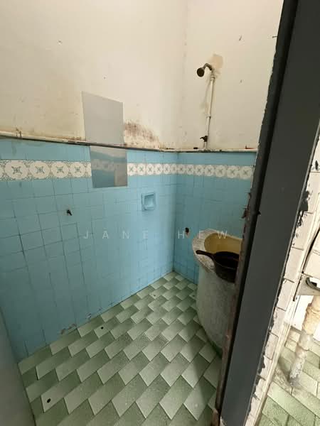 Rumah Teres 2 Tingkat untuk Disewa di Wangsa Maju (Kuala Lumpur) - Jane Hew - Bathroom - PropertyGuru.com.my