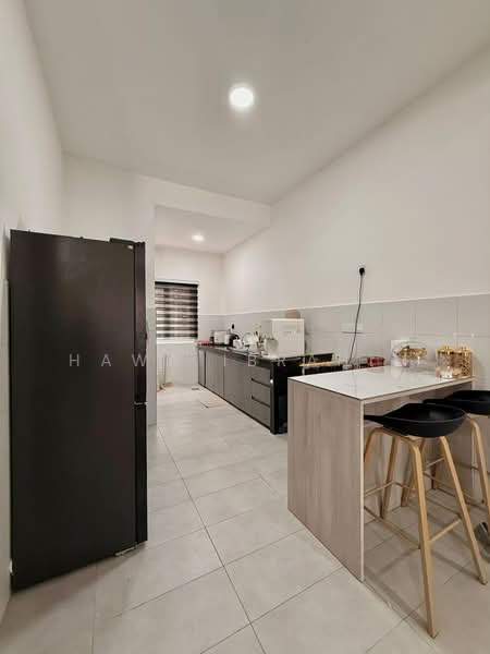 2-storey Terraced House for Sale in Nilai Impian (Nilai) - Hawa Ibrahim - Kitchen - PropertyGuru.com.my