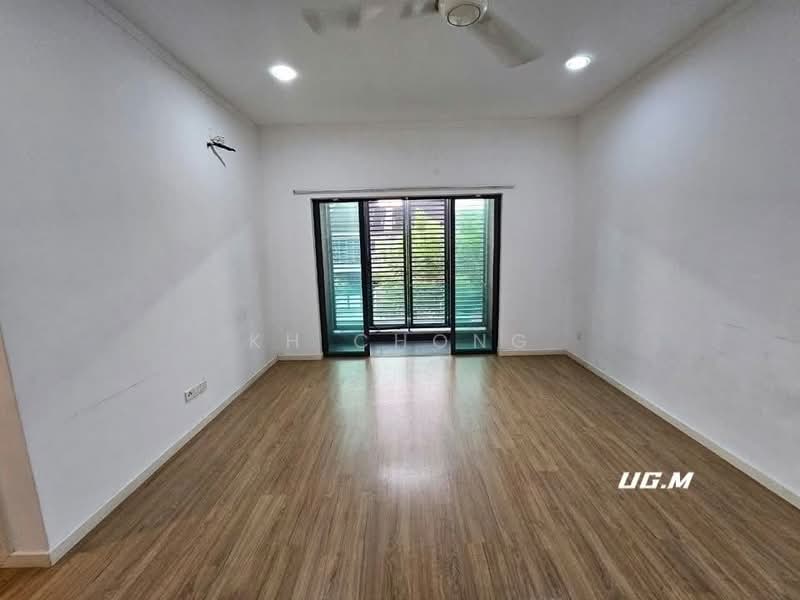Rumah Teres 2 Tingkat untuk Dijual di Bandar Bukit Raja (Klang) - KH Chong - Living Room - PropertyGuru.com.my