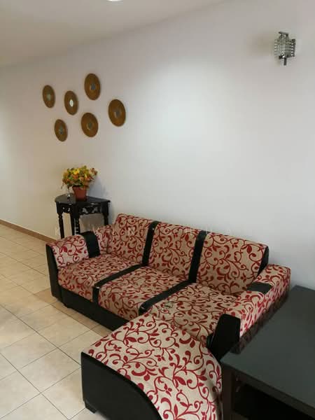 Kondominium untuk Dijual di Amadesa Resort Condominium - Kevin Chuah - Living Room - PropertyGuru.com.my