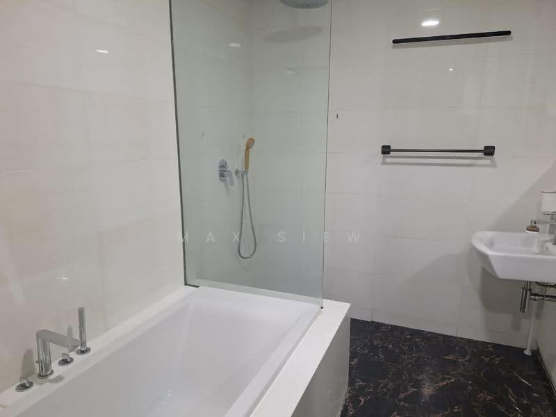 Kediaman Servis untuk Disewa di Arcoris Residences - Max Siew - PropertyGuru.com.my