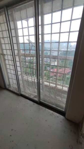 Pangsapuri untuk Disewa di Lakeview Apartments - Eason Hong - Balcony - PropertyGuru.com.my