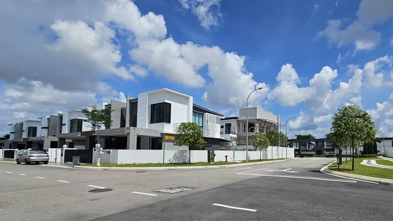 Semi-Detached House for Rent in Johor Bahru (Johor) - Ivan Ong - Exterior - PropertyGuru.com.my