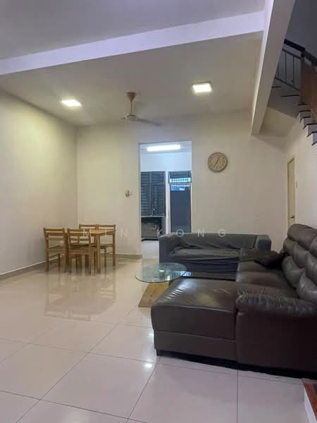 Rumah Teres untuk Disewa di Taman Mutiara Rini (Skudai) - Min Kong - Living Room - PropertyGuru.com.my