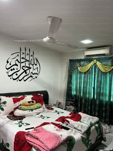 3-storey Terraced House for Sale in Batu Caves (Selangor) - Masnizah Arifin - Bedroom - PropertyGuru.com.my