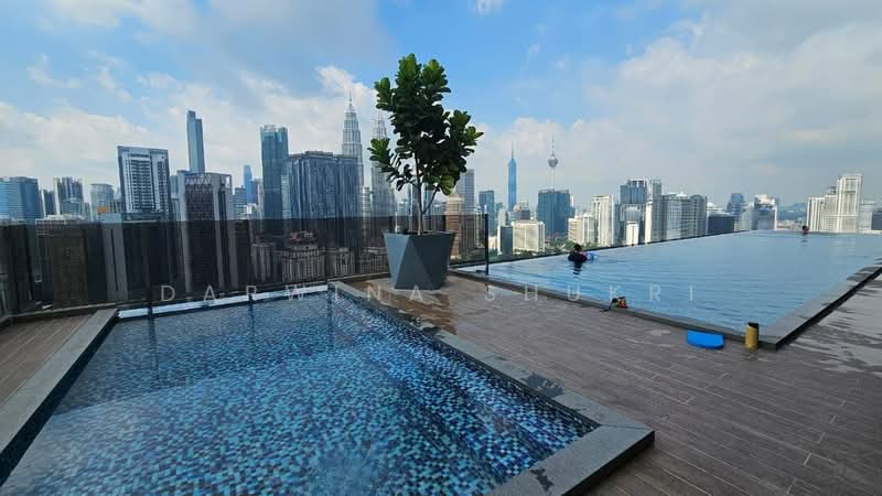 Servis Apartment untuk Disewa di Armani Raja Uda - Darwina Shukri - Pool - PropertyGuru.com.my