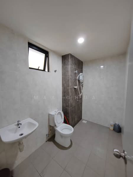 Kondominium untuk Disewa di Vista Bangi - Max Chua - Bathroom - PropertyGuru.com.my
