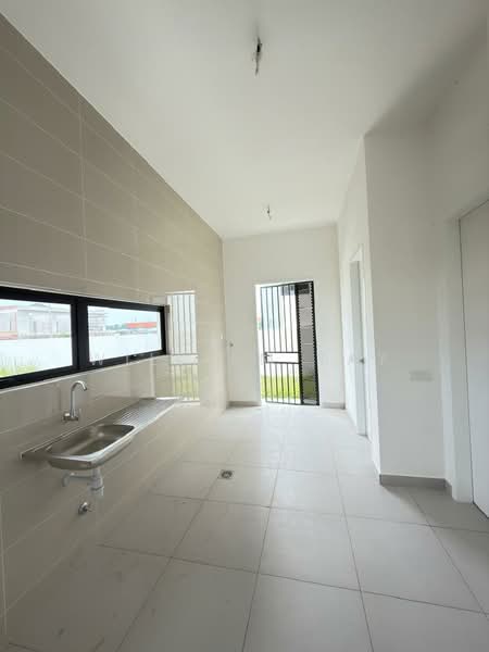 Rumah Berkembar untuk Dijual di Setia Tropika (Johor Bahru) - William Tay - Interior - PropertyGuru.com.my