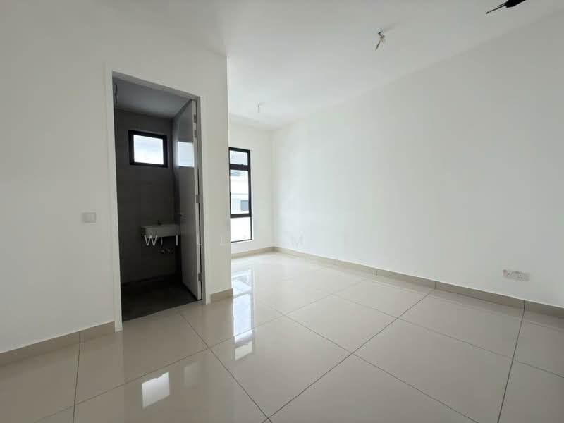 Rumah Berkembar untuk Dijual di Setia Tropika (Johor Bahru) - William Tay - Interior - PropertyGuru.com.my