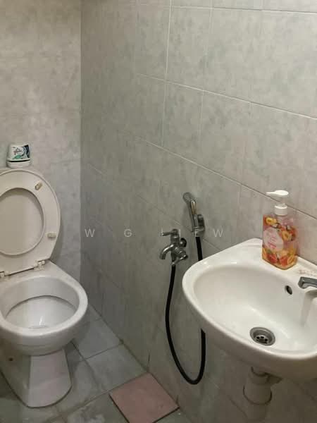 Rumah Bandar untuk Dijual di Jalan Ipoh (Kuala Lumpur) - W G Liew - Bathroom - PropertyGuru.com.my