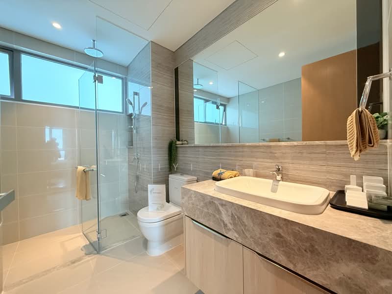 Service Residence for Sale at Southern Marina Residences - Zhiyi Lee - Bathroom - PropertyGuru.com.my