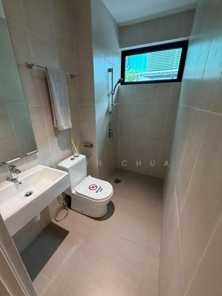 Service Residence for Sale at Parq Residence - Alvin Chua - Bathroom - PropertyGuru.com.my