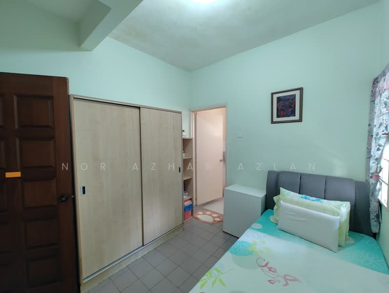 Rumah Banglo untuk Dijual di SS7 (Petaling Jaya) - Nor Azhar Azlan - Bedroom - PropertyGuru.com.my
