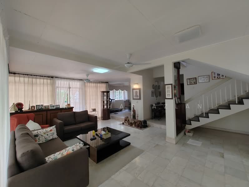 Rumah Banglo untuk Dijual di SS7 (Petaling Jaya) - Nor Azhar Azlan - Living Room - PropertyGuru.com.my