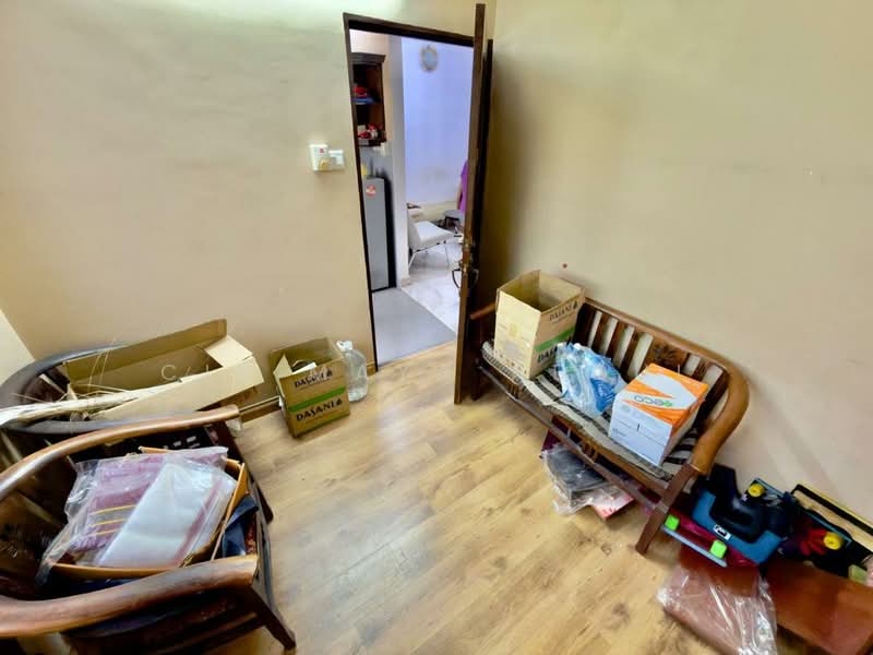 1-storey Terraced House for Sale in Taman Tan Yew Lai (Jalan Klang Lama (Old Klang Road)) - Cik Maya Abdul - PropertyGuru.com.my
