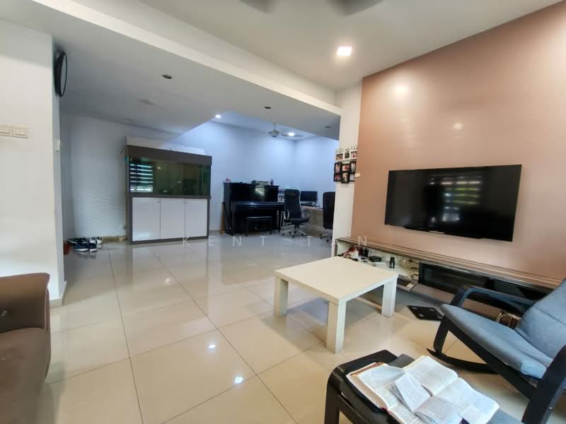 Rumah Teres 2 Tingkat untuk Dijual di Bandar Sri Damansara (Selangor) - Kent Tan - Living Room - PropertyGuru.com.my