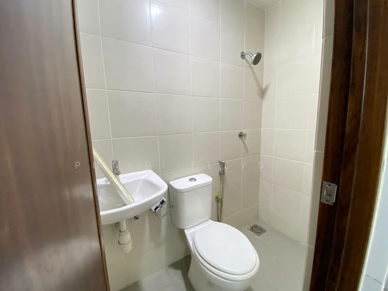 Service Residence for Rent at Serviced Residence @ KL Trillion - Puteri Ellysha - Bathroom - PropertyGuru.com.my
