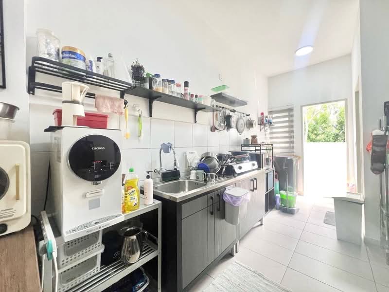 Rumah Teres 2 Tingkat untuk Dijual di Sepang (Selangor) - Tengku Zairi - PropertyGuru.com.my