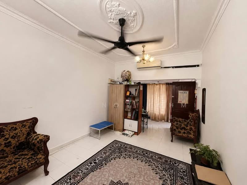 Rumah Teres 1 Tingkat untuk Dijual di SS4 (Petaling Jaya) - Mohd Nor Fahmi - Living Room - PropertyGuru.com.my