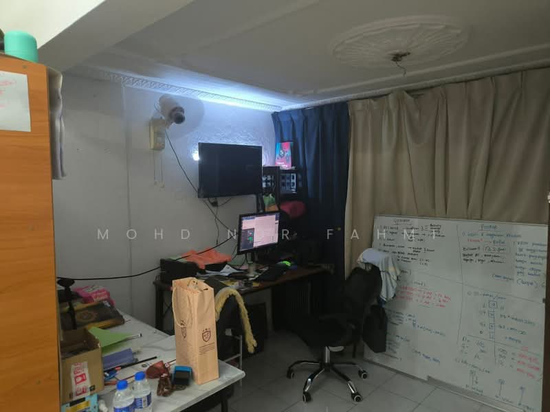 Rumah Teres 1 Tingkat untuk Dijual di SS4 (Petaling Jaya) - Mohd Nor Fahmi - Study - PropertyGuru.com.my