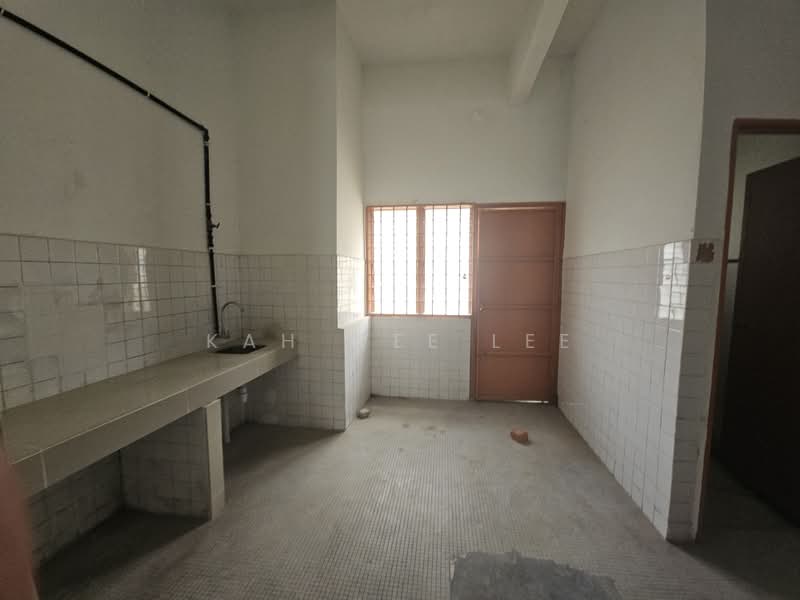 Kedai untuk Disewa di Kajang (Selangor) - Kah Wee Lee - Kitchen - PropertyGuru.com.my