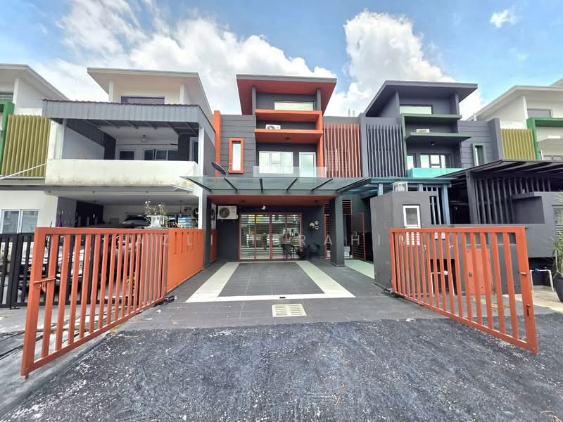 Rumah Teres 2 Tingkat untuk Dijual di Semenyih (Selangor) - Azli Ibrahim - Exterior - PropertyGuru.com.my