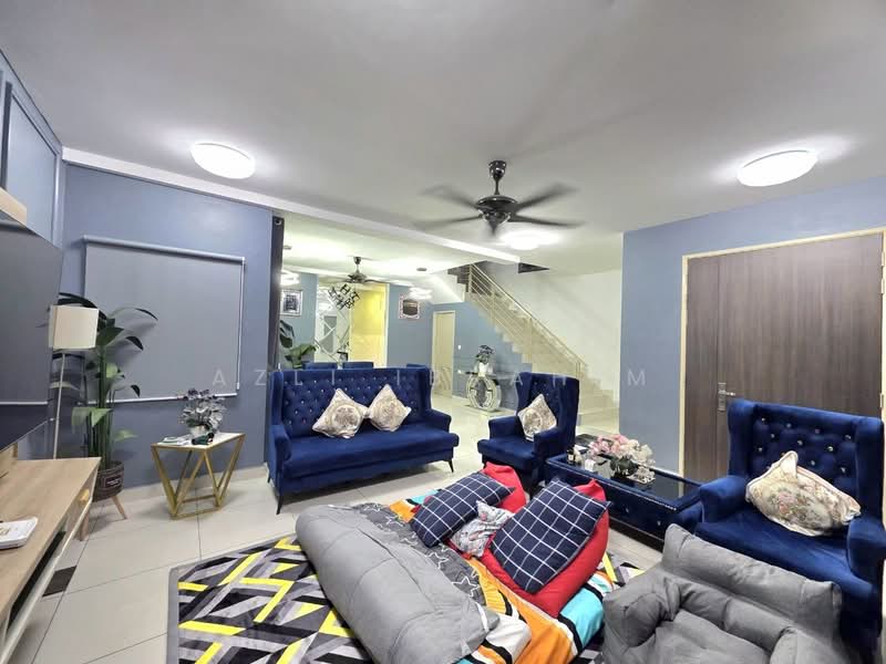 Rumah Teres 2 Tingkat untuk Dijual di Semenyih (Selangor) - Azli Ibrahim - Living Room - PropertyGuru.com.my