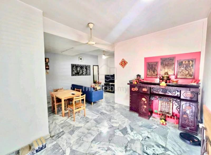 Terraced House for Sale in Taman Sri Aman (Cheras) - Mohd Nor Fahmi - Living Room - PropertyGuru.com.my