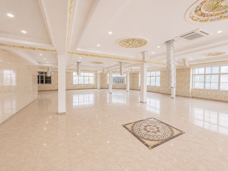 Shop for Rent in Shah Alam (Selangor) - Fiqri Hazim Rozmi - Interior - PropertyGuru.com.my
