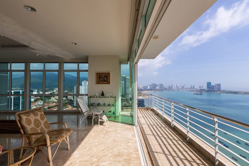 Kondominium untuk Dijual di Mayfair Condominium - Sam Kam - Balcony - PropertyGuru.com.my