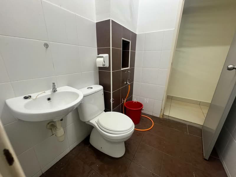 Rumah Teres untuk Disewa di Taman Mutiara Rini (Skudai) - SJ CHAN - Bathroom - PropertyGuru.com.my