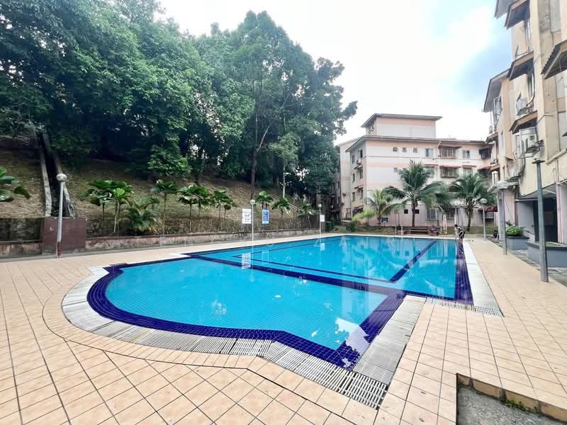 Pangsapuri untuk Dijual di saujana apartment - Tengku Zairi - PropertyGuru.com.my