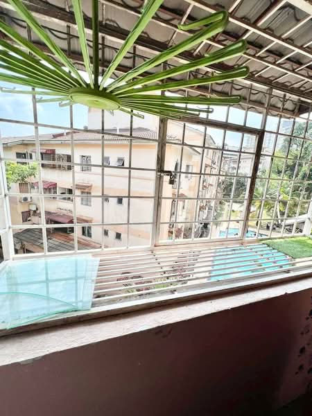 Pangsapuri untuk Dijual di saujana apartment - Tengku Zairi - PropertyGuru.com.my