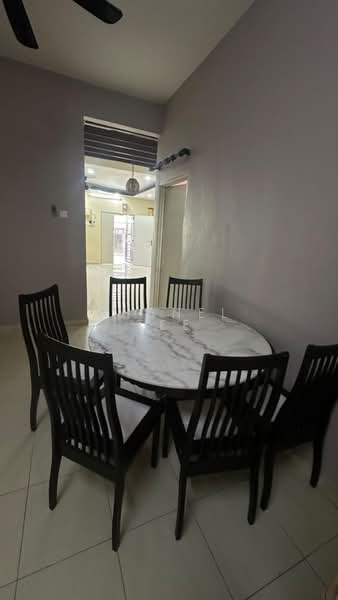 2-storey Terraced House for Rent in Kluang (Johor) - Shanel Tee - Dining Room - PropertyGuru.com.my