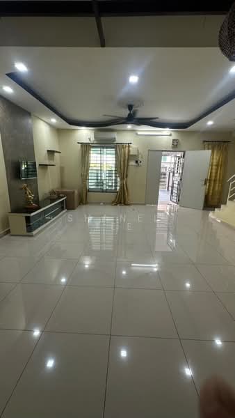 2-storey Terraced House for Rent in Kluang (Johor) - Shanel Tee - Living Room - PropertyGuru.com.my